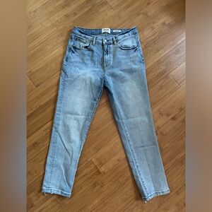 Kensie ankle cut skinny jean